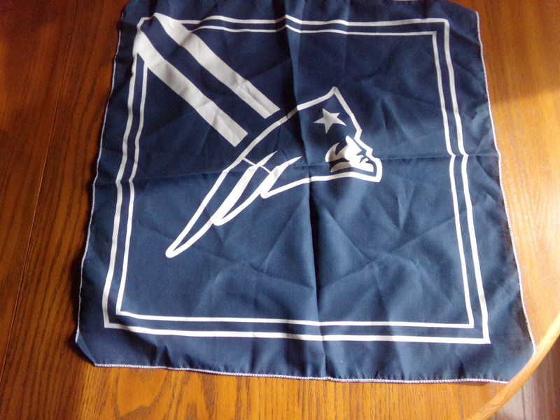 NEW ENGLAND PATROITS NFL Blue Lightweight Traditional Headband/Bandana NWOT $10