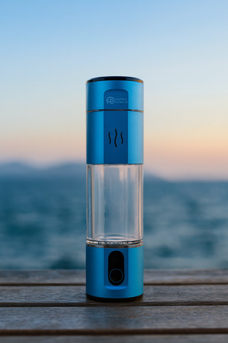 REFURBISHED Hydrogen for Health Blue H2Nano v3 hydrogen water bottle