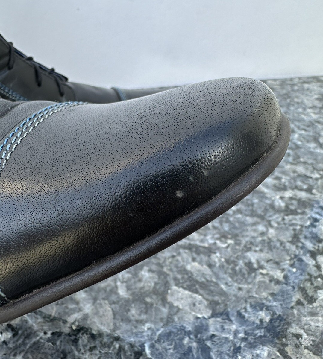 John Fluevog Men display picture 2