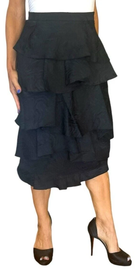 CAROLINA HERRERA MUJER FALDA JACQUARD CAPAS VOLANTES ESCALONADOS AZUL MARINO OSCURO MIDI 10 Foto 2 de 4