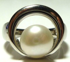 DESIGNER SIGNED MODERN MODERNIST STERLING SILVER ROUND 9mm PEARL COCKTAIL RING