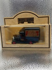 LLEDO DG51 000 1934 CHEVROLET BOX VAN - MADAME TUSSAUDS EXHIBITION - MIB #13