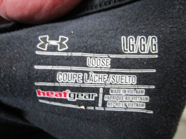 Under Armour HeatGear UConn Huskies T Shirt Mens L Black NCAA thumbnail 7