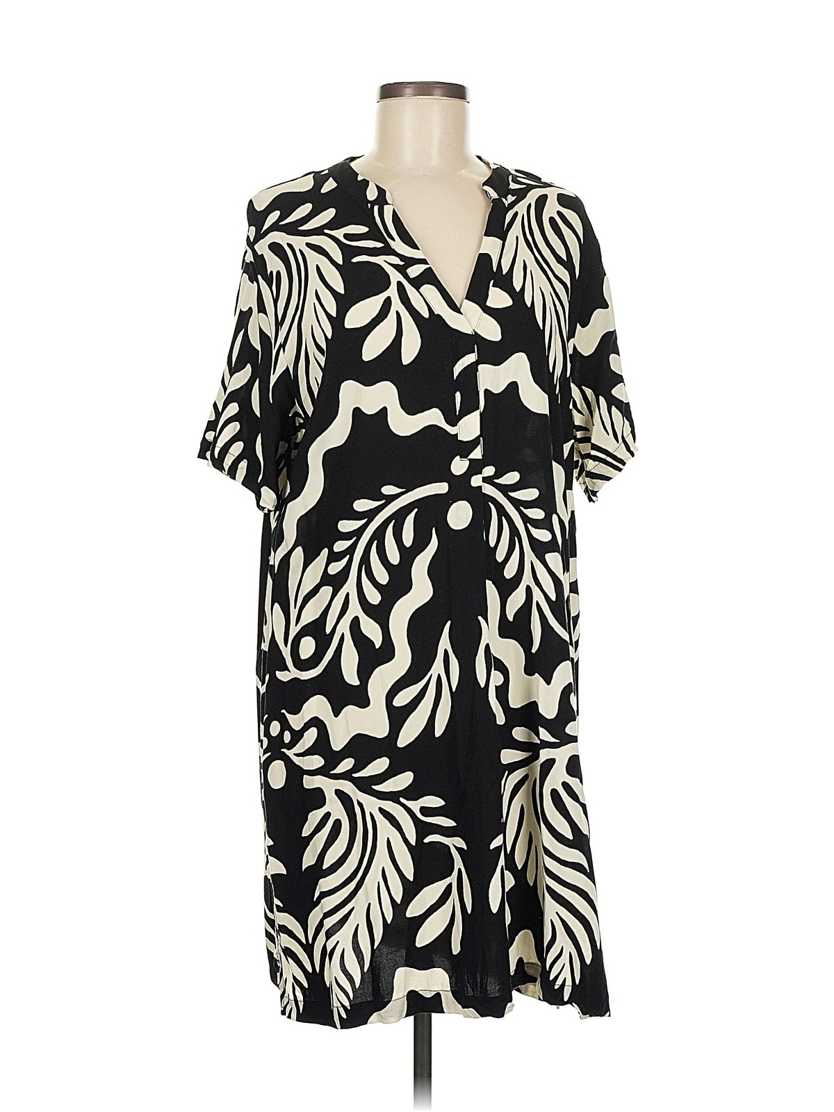 H&M Women Black Casual Dress M