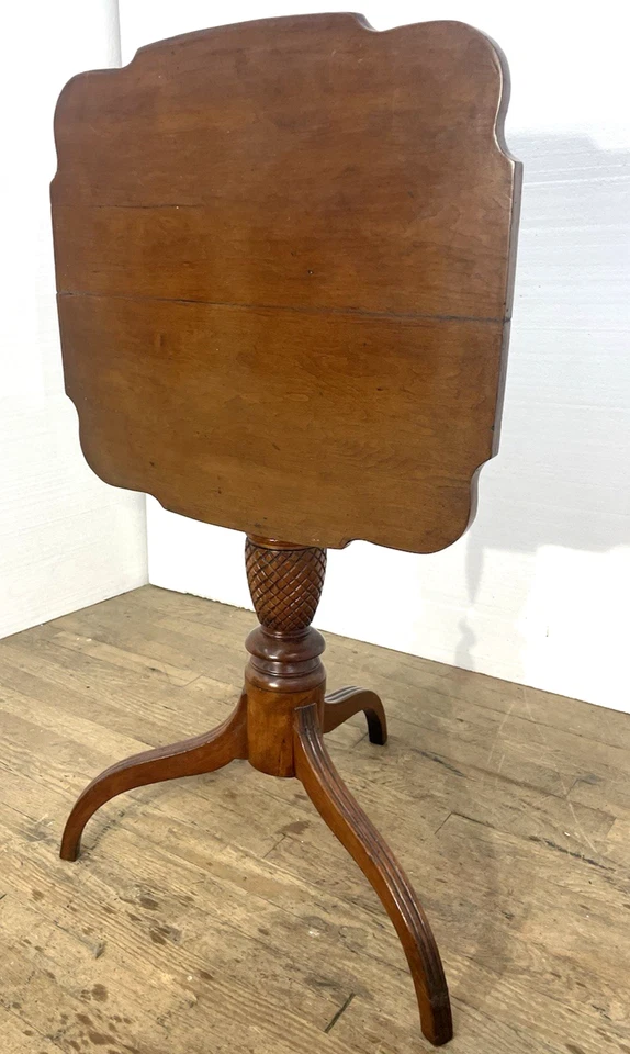 古董樱桃联邦倾斜桌面架 — 第 2/4 张图片