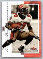 💎2001 Fleer Genuine Football #108 Warrick Dunn - Tampa Bay Buccaneers💎