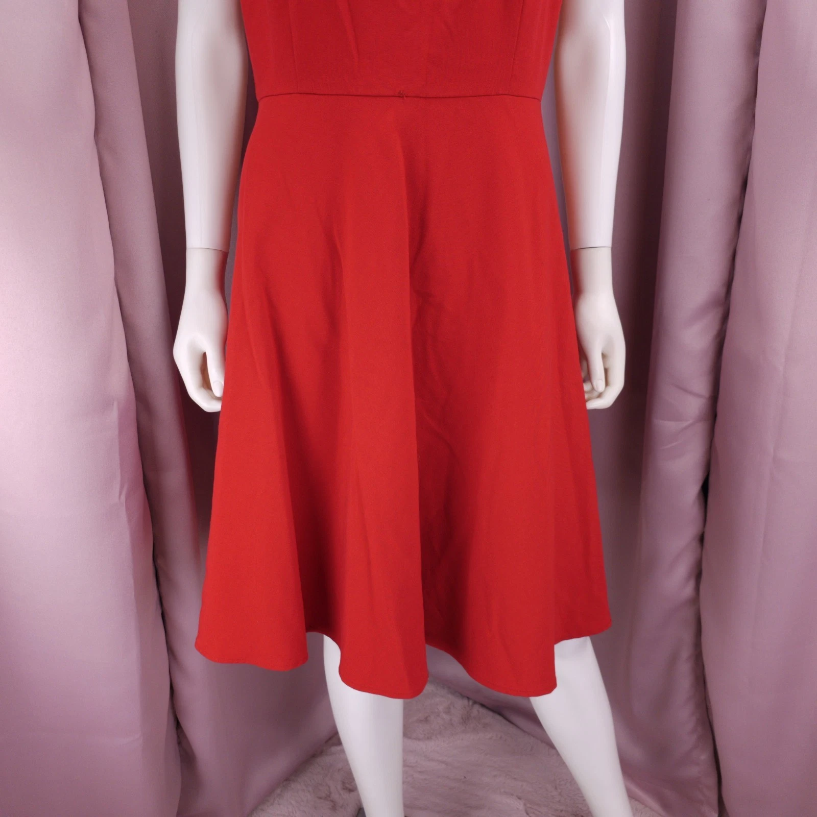 Abito donna Alyx rosso senza maniche scollo a barca linea A aderente e svasato 12