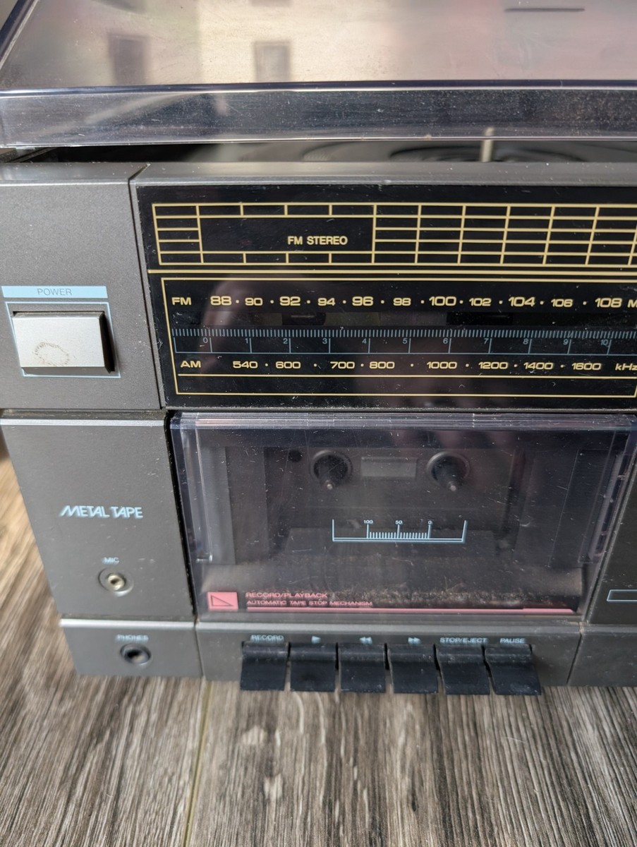 Vintage Sanyo Stereo Music System With Turntable & Cassette Deck