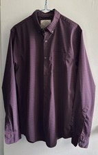 St. John's Bay Classic Fit Small Men's Casual Dress Shirt Lightly worn Nice 