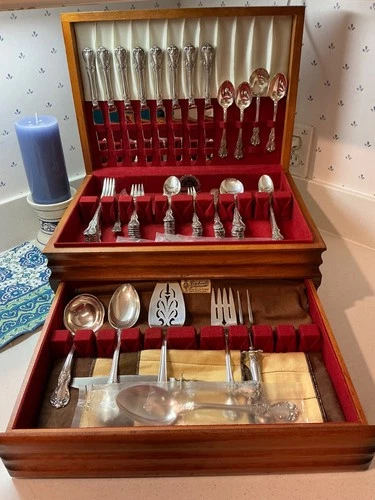 Towle Old Master Sterling - 71 Pieces and Chest (lightly used)