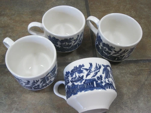 CHURCHILL ~ BLUE WILLOW 2½" CUPS (NO SAUCERS) ~  ENGLAND ~ SET OF (4) ~ EUC
