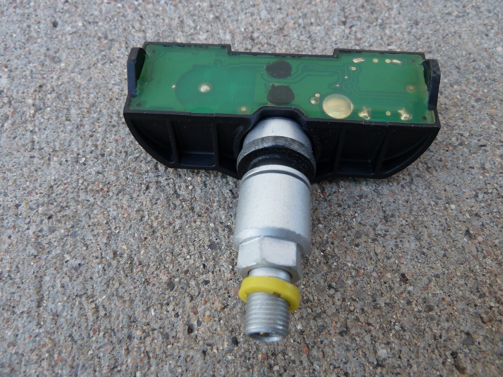 2006 ASTON MARTIN VANQUISH TIRE PRESSURE MONITORING SENSOR TPMS FACTORY OEM