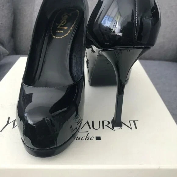 SAINT LAURENT Decolte YSL Tribtoo in pelle verniciata con tacco 80 nere taglia 37 5