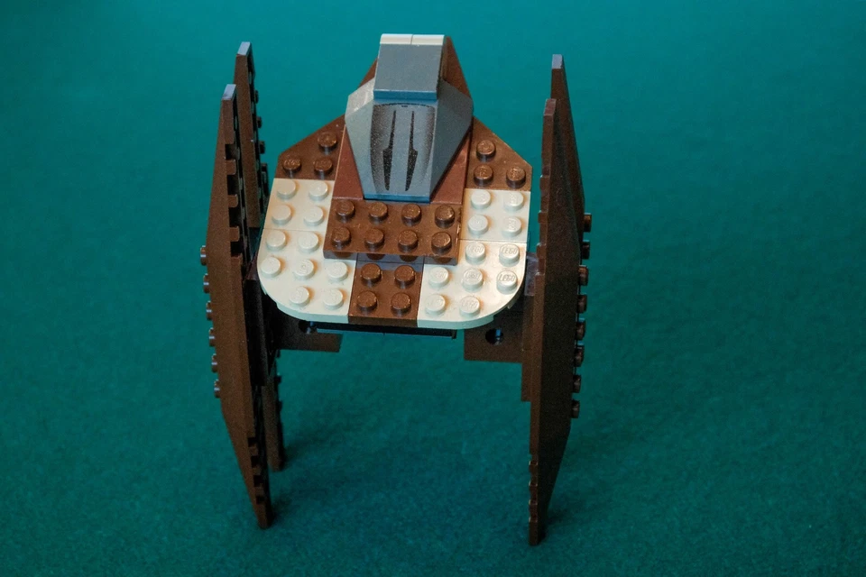 LEGO Star Wars 7111 Droid Fighter, foto 3 di 3