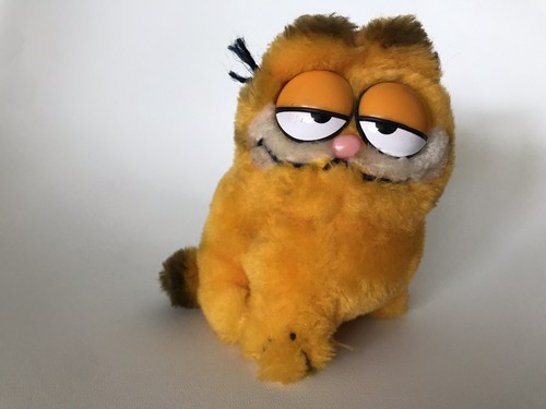 Dakin Vintage Garfield, Dakin Stuffed Animal, 1981 Collectible Very Good Cond. - Picture 5 of 5