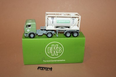 Herpa   1:87 LKW  Mercedes-Benz Wechsel Tankcontainer-SZ  EKB Kieserling in OVP