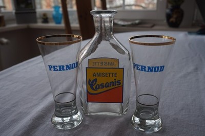 Pastis Karaffe Casanis Anisette mi 2 Gläsern