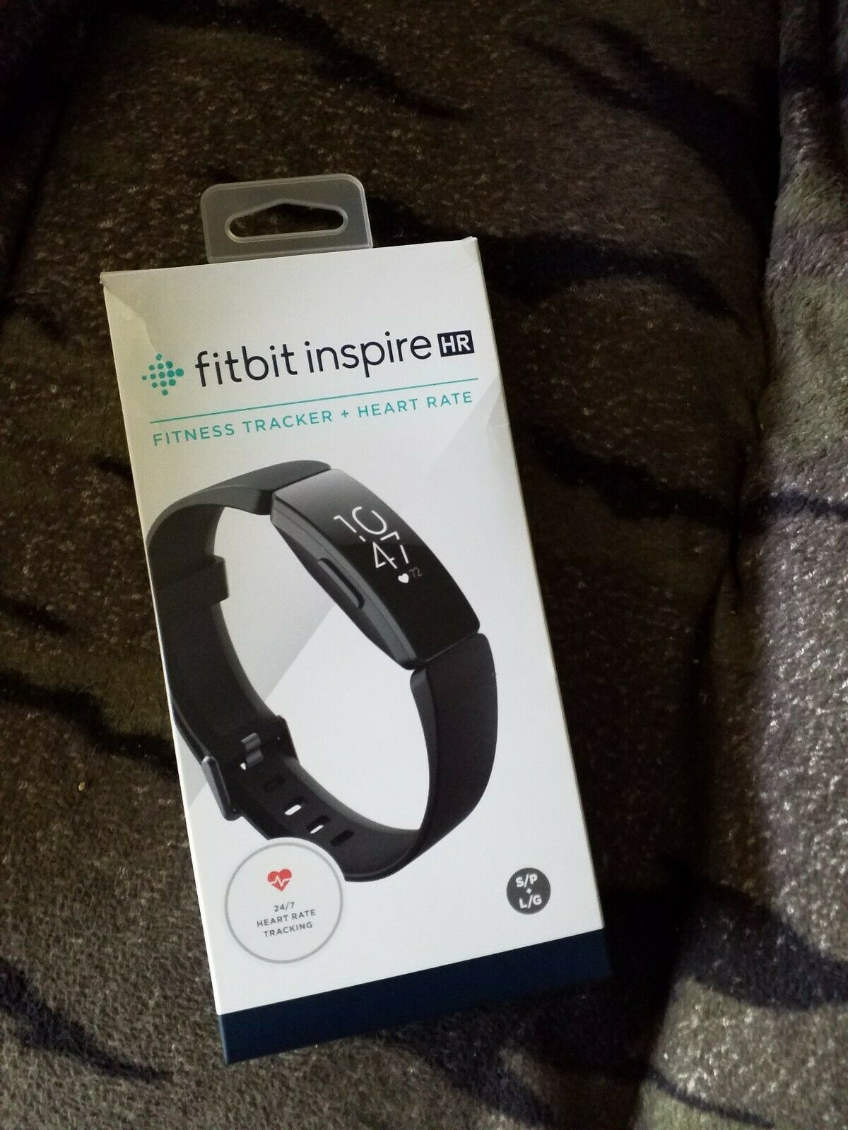 Fitbit FB413BKBK Inspire HR Heart Rate & Fitness Tracker, One Size (S & L bands