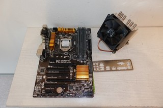 Intel Bundle I7 4770K Quad Gigabyte H97 D3H 16GB HYNIX LGA 1150 ATX Scythe H97