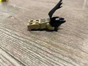 LEGO DC SuperHeroes Minifigure Lot (4) Batman & Robin Ra&rsquo;s & Talia Al Ghul 76056