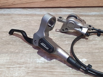 Shimano Deore LX Hydraulic Front Brake BR-M585 / BL-M585 | eBay UK