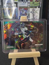 2023 Panini Prizm Fireworks Green Cracked Ice #F-25 Drake London Atlanta Falcons