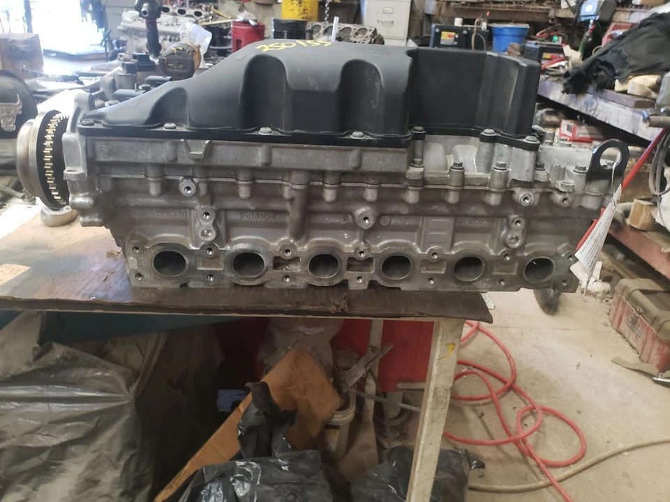 Motor culata XC70 B6324S4 compatible con 10-14 VOLVO SERIE 70 1153643 Foto 3 de 4