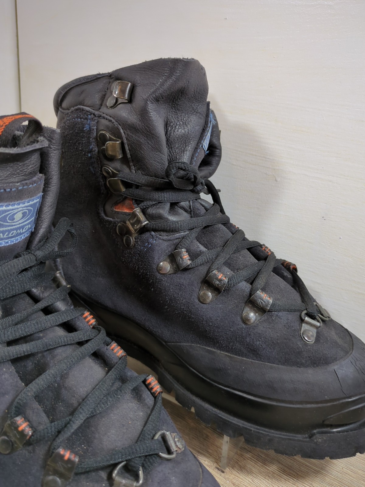 Stivali da trekking Salomon Super Mountain 9 taglia 5 UK ottima usura ottime suole