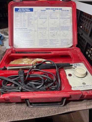 Airless Plastic Welder #5500-HT w/ Case & With Welding Rods And Patching Wire
