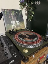 Bad Bunny Deb Tirar M s Fotos New/Sealed