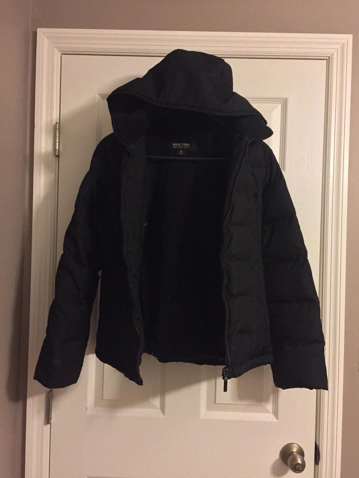 UNDERCOVER NYC Black Puffer Coat removable Hood Down Sz M Zipper Hidden Pocket women Jacket