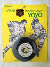 Vintage 1973 FESTIVAL OFFICIAL NHL HOCKEY PUCK YOYO California Golden Seals
