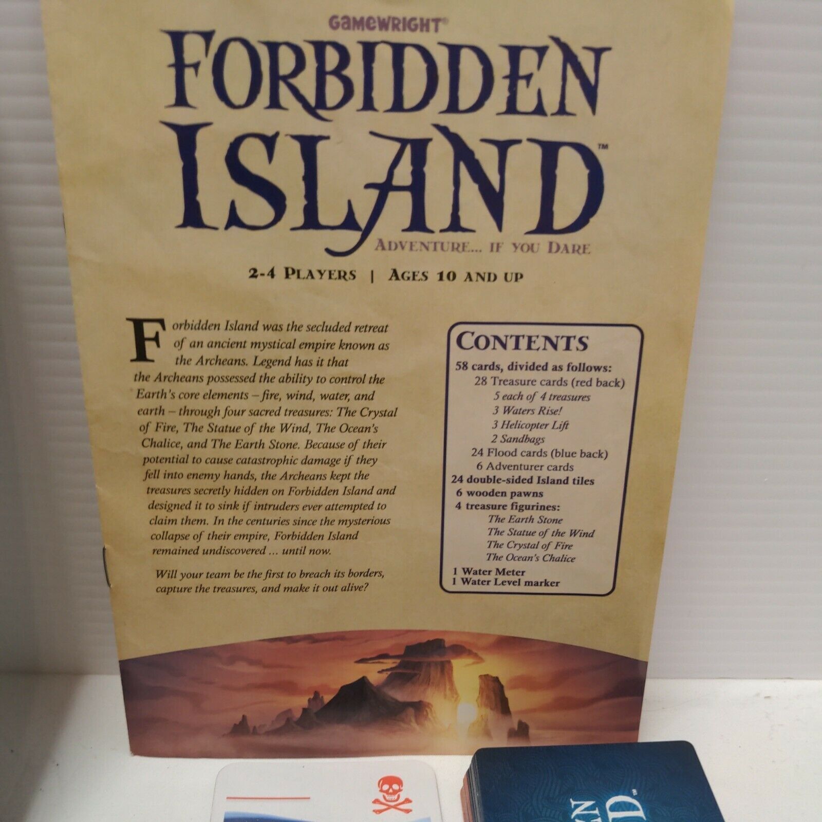 Forbidden Island Adventure Board Game Storage Tin 2-4 Players 2010  Gamewright