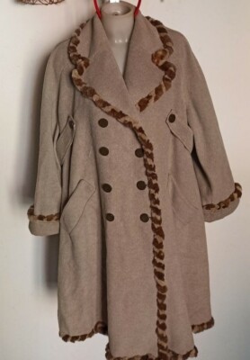 FENDI IT 44 WOOL AND SILK FUR INSERTS FUR COAT DOUBLE BREASTED CAMEL COAT 