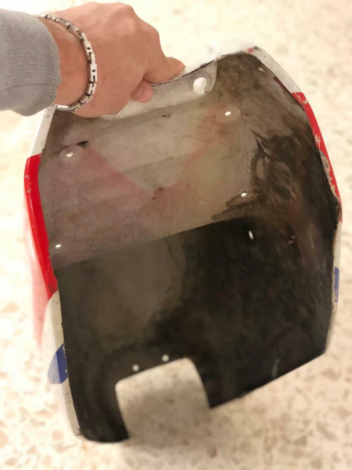 Codone Yamaha Fzr 750 R OW01 da riverniciare  - Imagem 3 de 4