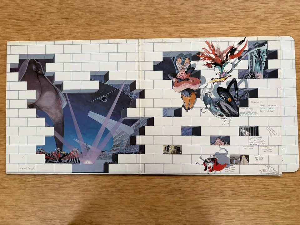 Pink Floyd, The Wall, UK 1-st edition - Image 3 of 4