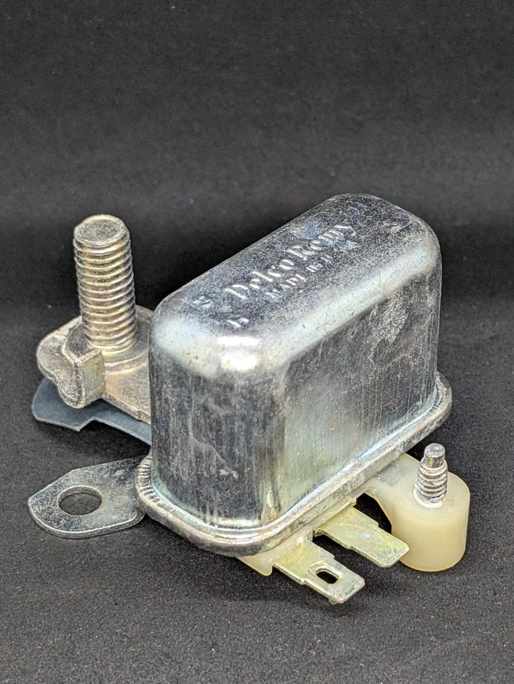 NOS 1959 1960 1961 1962 PONTIAC 1959 1960 BUICK 12V HORN RELAY W/ JUNTION BLOCK - Image 2 of 4