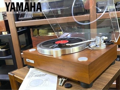 Yamaha GT-2000L Turntable Record Player Auto Lift Serviced