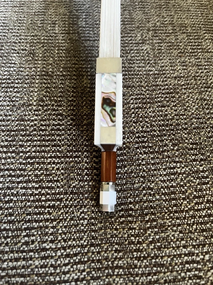 violín arco pernambuco 4/4 rana blanca Foto 4 de 4