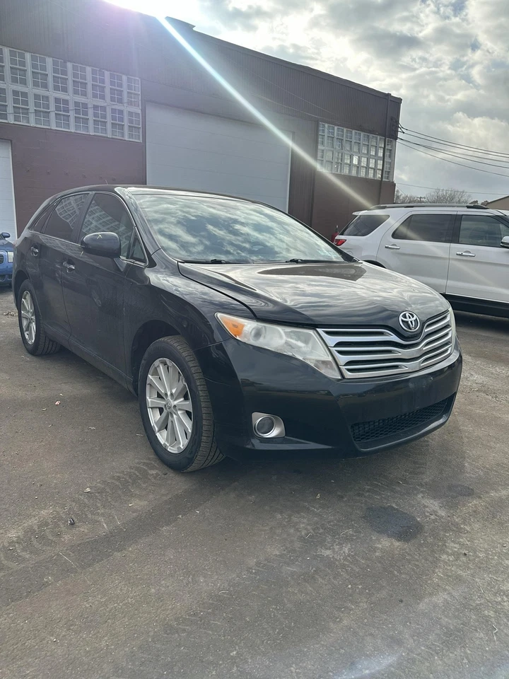 Used Air Cleaner Assembly fits: 2011 Toyota Venza VIN E 5th digit 2.4L 4 cylinde - Image 2 of 4