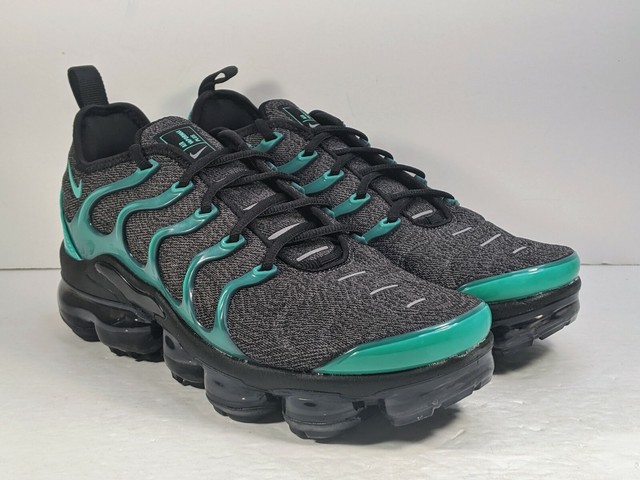 nike vapormax grey green