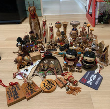 Ensemble de sculpture sur bois d'ornements de poupées Kokeshi artisanat popul...