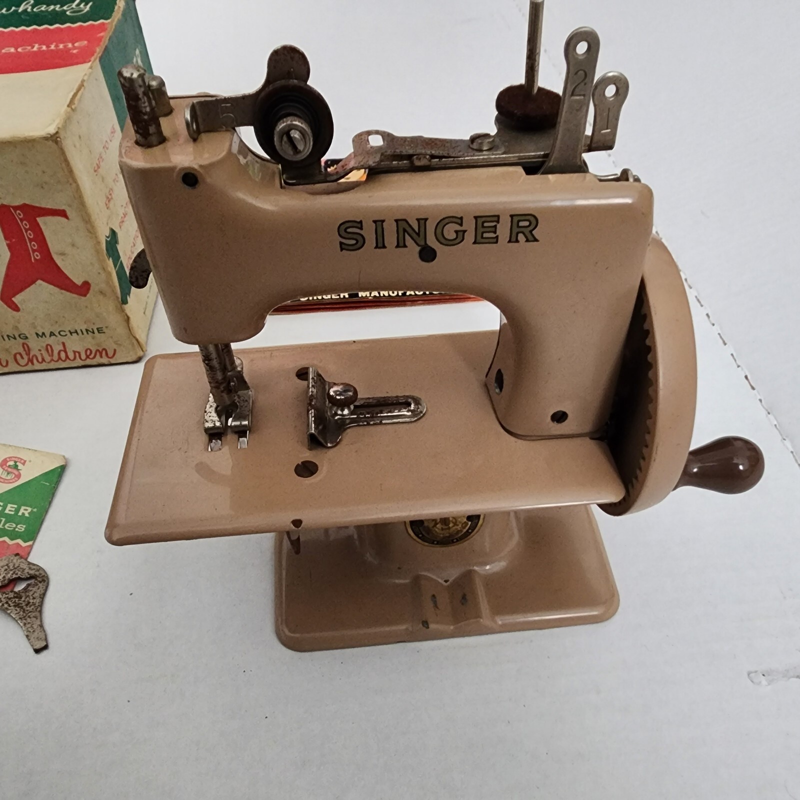 Vintage Singer Sew Handy Model 20 Child's Hand Crank Sewing Machine,VGC