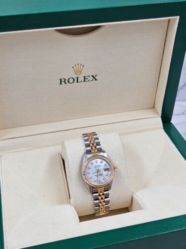 Rolex Datejust 26mm in Steel & Gold with White MOP Diamond Dial - Box and Papers - Picture 11 of 12