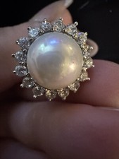 Sterling Silver .925 Ring with Cubic Zirconia and faux pearl 5-7 grams s5.75