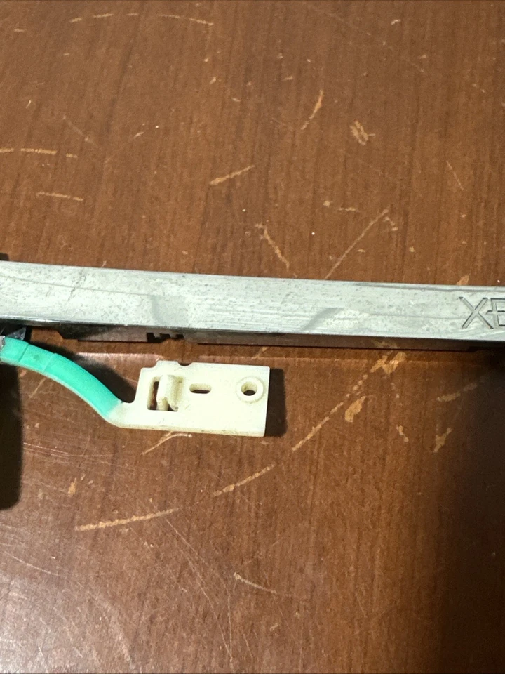 Microsoft Xbox 360 Silver OEM Replacement Eject Button & Bezel For Disc Tray - Image 3 of 4