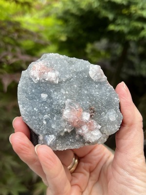 Chalzedon klar Apophyllit Stillbite Cluster Präparat Rohkristall 227g Z131