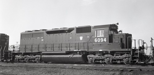MS ORIGINAL 2x4 B/W NEGATIVE: PRR PENNSYLVANIA RR SD40 #6094 - FRESH!