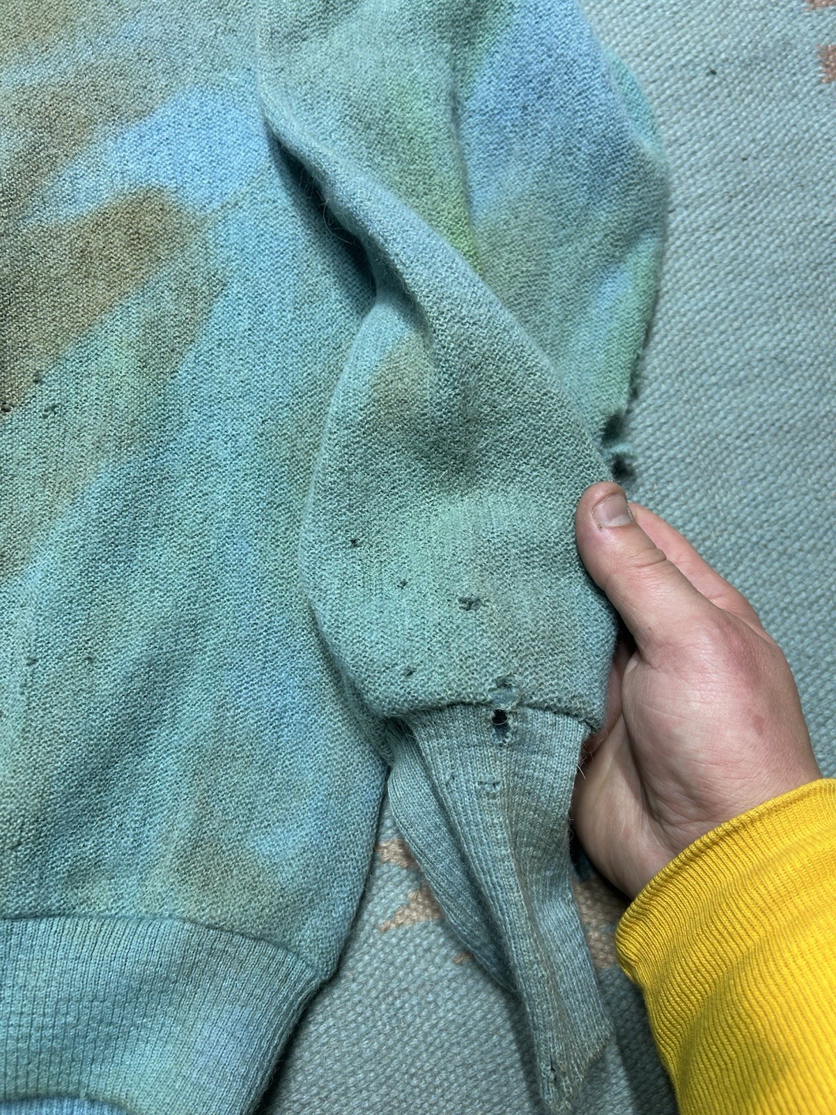 Vintage 70s cardigan sweater Robert Bruce Arnold Palmer thrashed zombie blue Lg