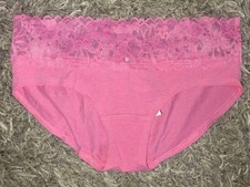 NeW vs lace trim hiphugger Panty Size medium Hot Pink